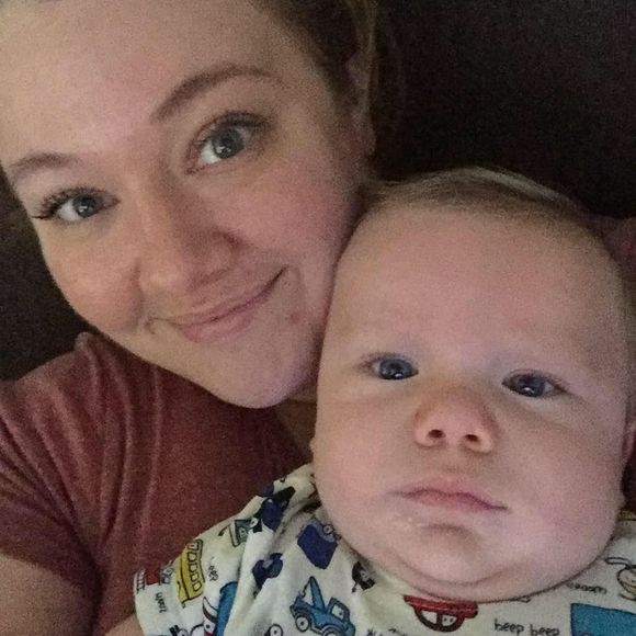 Meet your Posher, Nichole - Picture 1 of 1